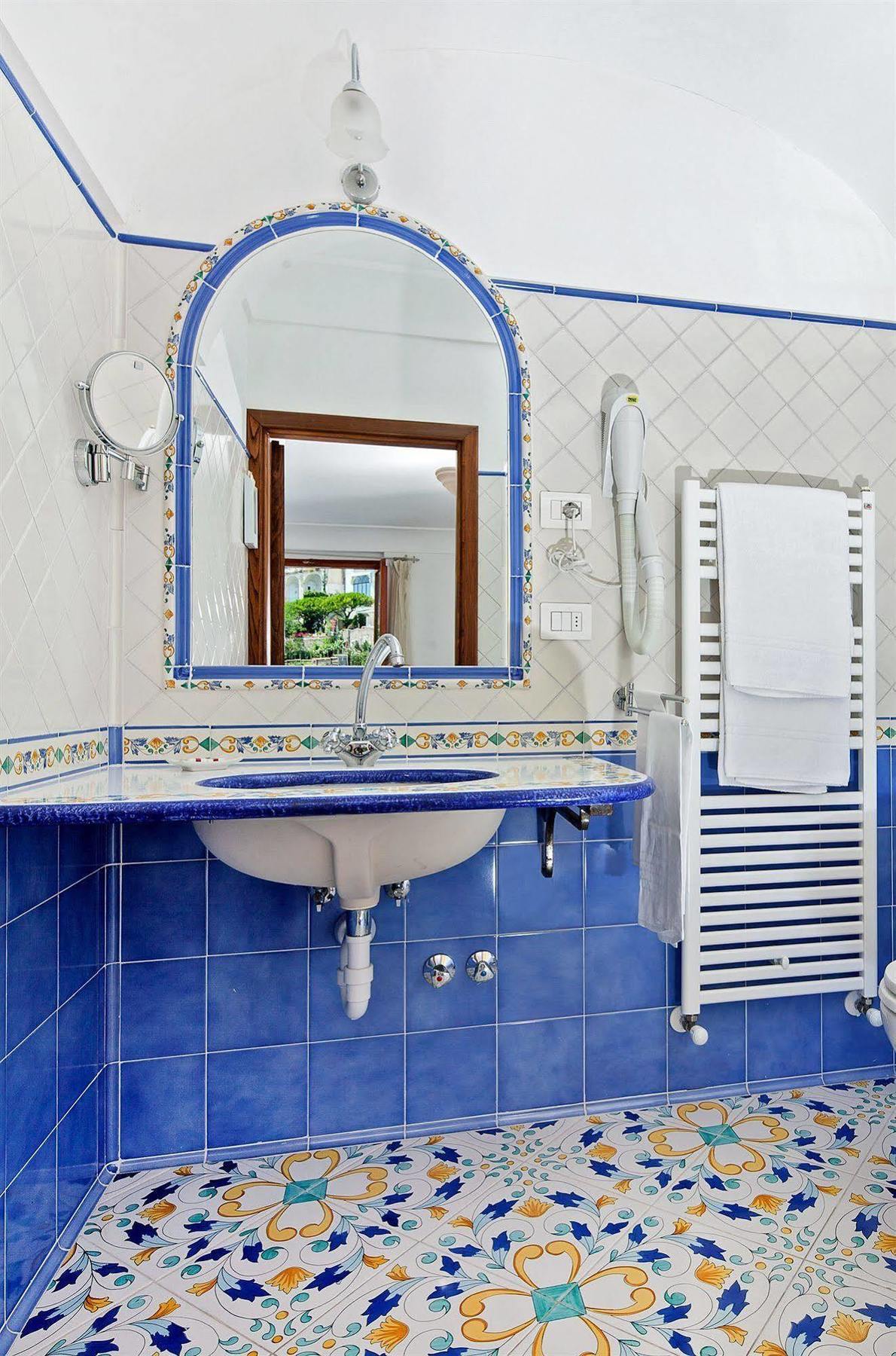 Hotel Vittoria بوسيتانو المظهر الخارجي الصورة