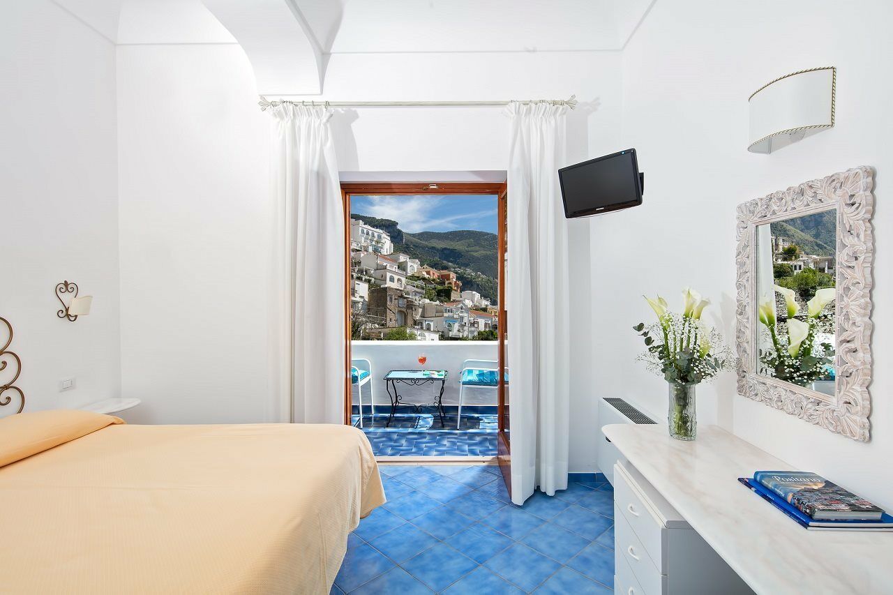 Hotel Vittoria بوسيتانو المظهر الخارجي الصورة